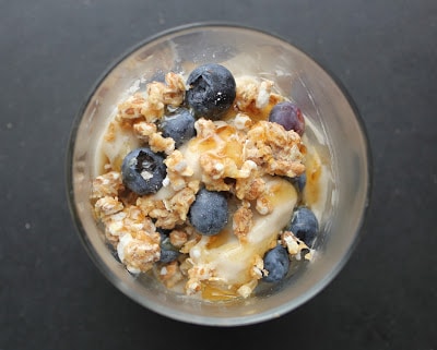 one-ingredient-vegan-banana-ice-cream-sundaes