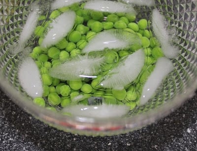 Blanching-Fresh-Peas-2