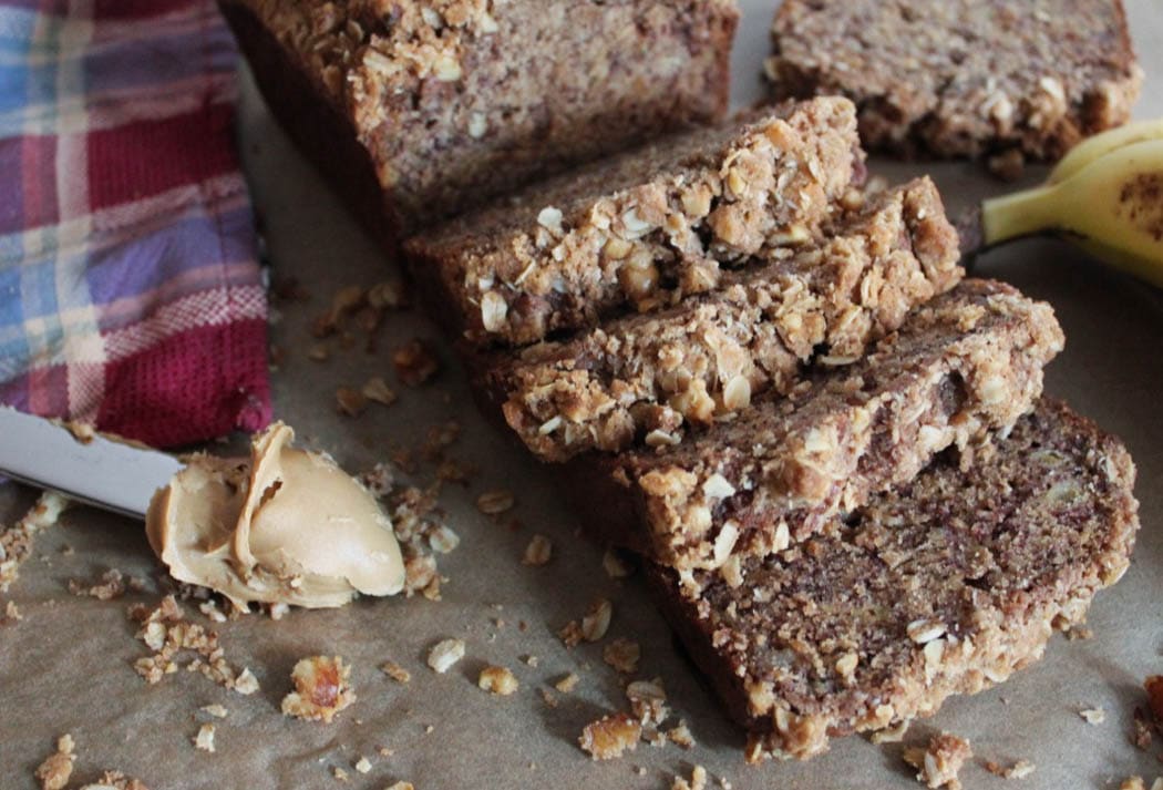 Banana-Bread-with-Walnut-Crumble-5