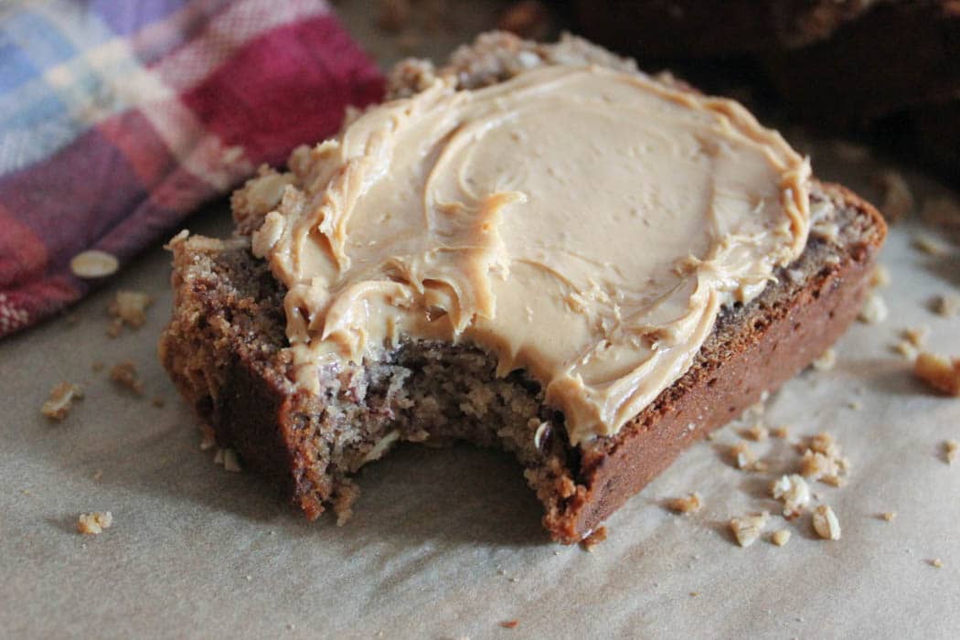 Banana-Bread-with-Walnut-Crumble-7