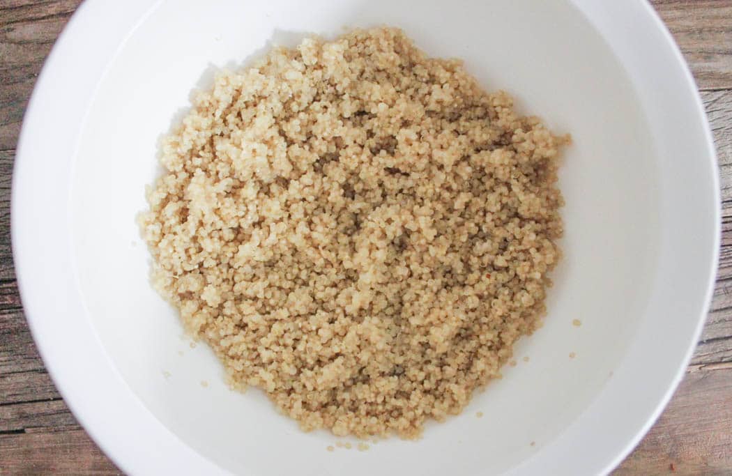 vegan-quinoa-green-goddess-bowl-with-crispy-chickpeas-and-tahini-step-4