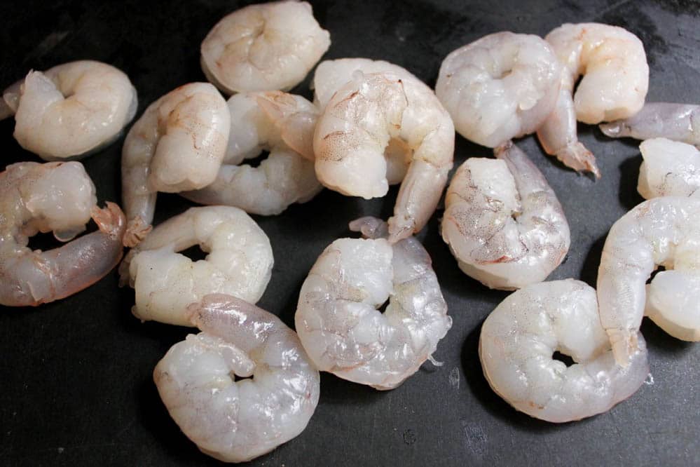 Avocado-Toasts-with-Charred-Tomatoes-Garlic-Shrimp-and-Fried-Eggs-step-5