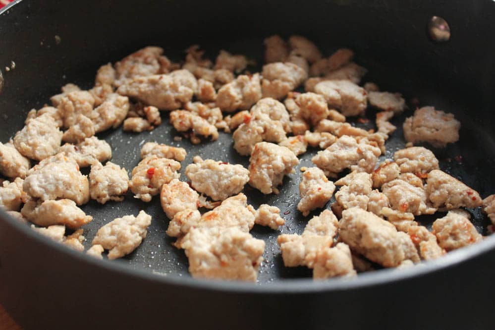 Brown-Rice-Noodle-Soup-With-Spicy-Pork-and-Kale-Step-3