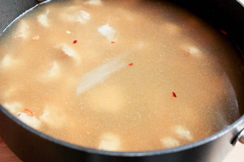 Brown-Rice-Noodle-Soup-With-Spicy-Pork-and-Kale-Step-4