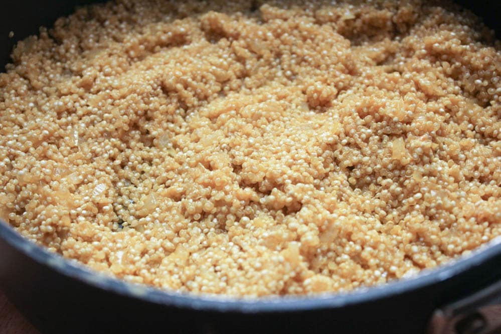 Quinoa-Risotto-with-Roasted-Asparagus-Sun-dried-Tomatoes-and-Herbs-step-6