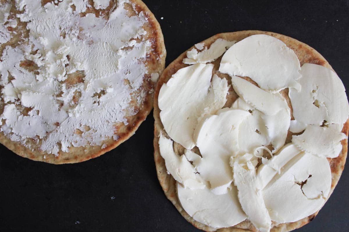 Pesto-Chicken-Flatbread-Paninis-with-Prosciutto-and-Tomatoes-step-2