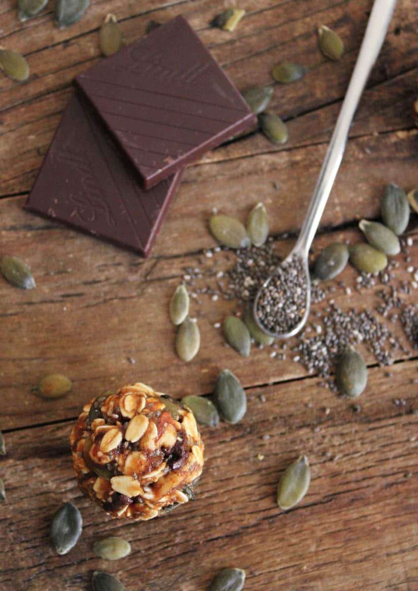 No-Bake-Pumpkin-Pie-Energy-Bites-Vegan-Gluten-Free-6