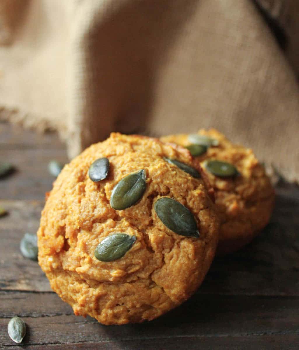 Pumpkin-Sour-Cream-Muffins-2