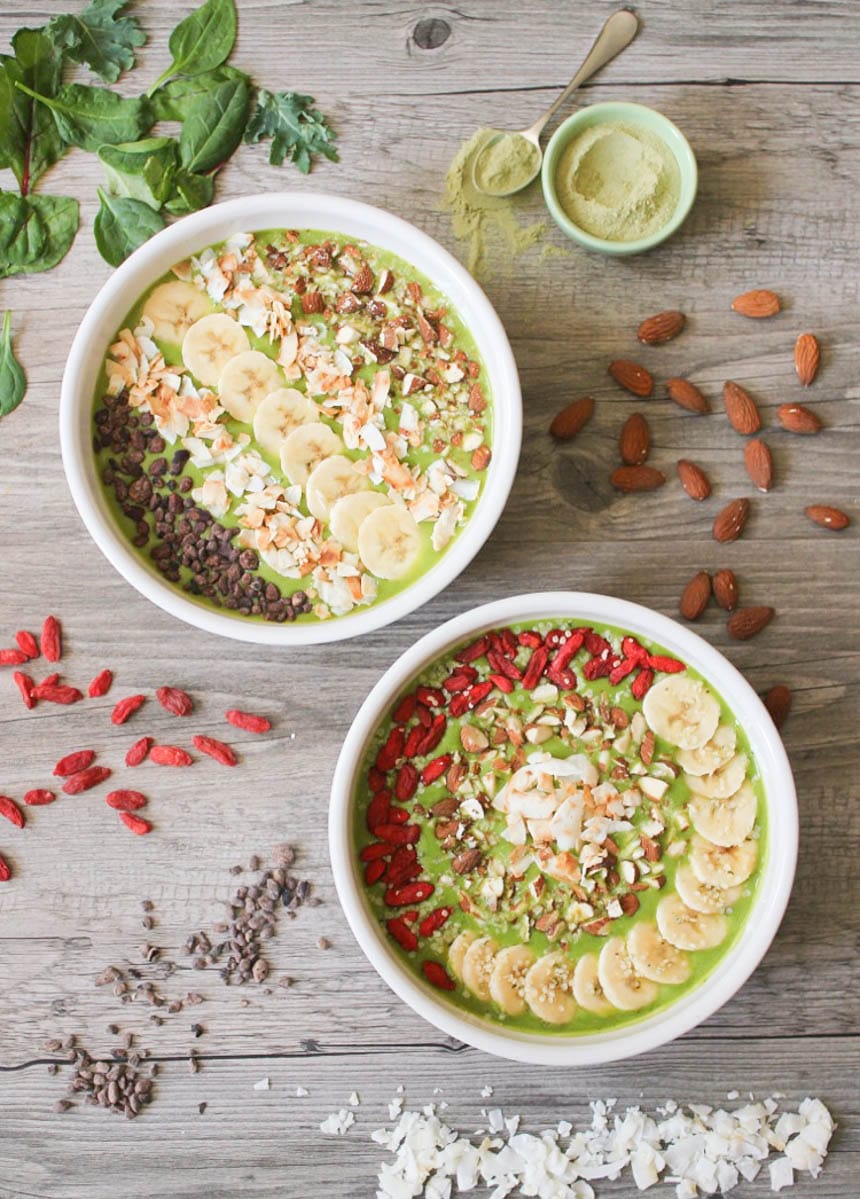 vegan-matcha-colada-smoothie-bowl-2