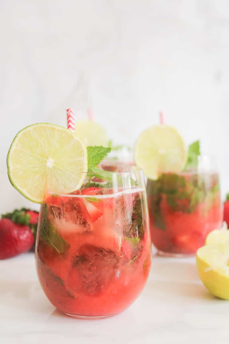 Roasted-Strawberry-Mojito-2
