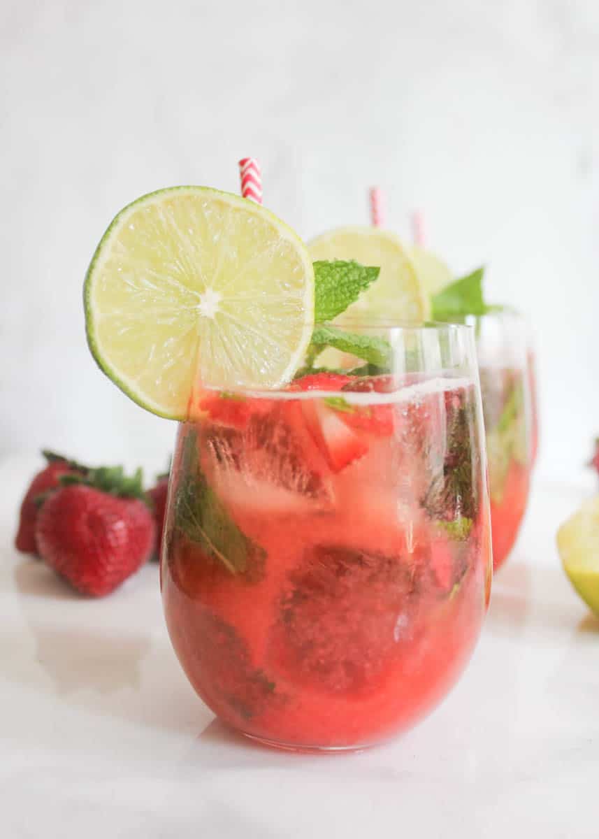 Roasted-Strawberry-Mojito-4