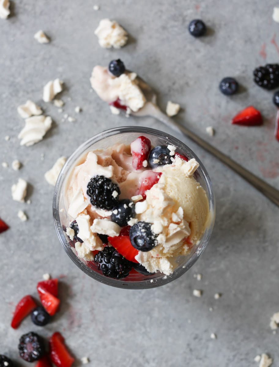 Easy-Eton-Mess-Sundaes-4